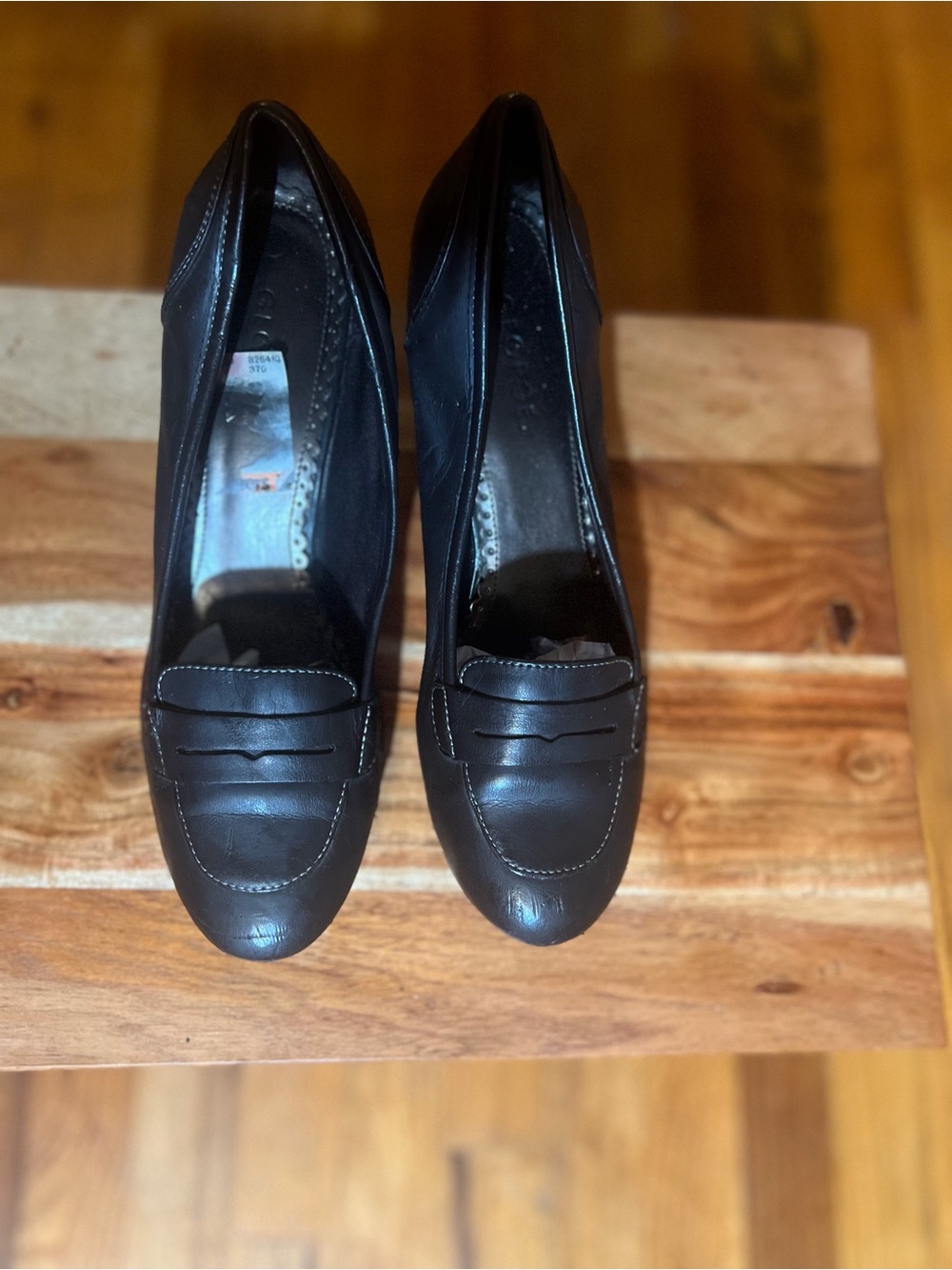 👠 Women’s George Leather Short Heel Shoes – Size 7.5